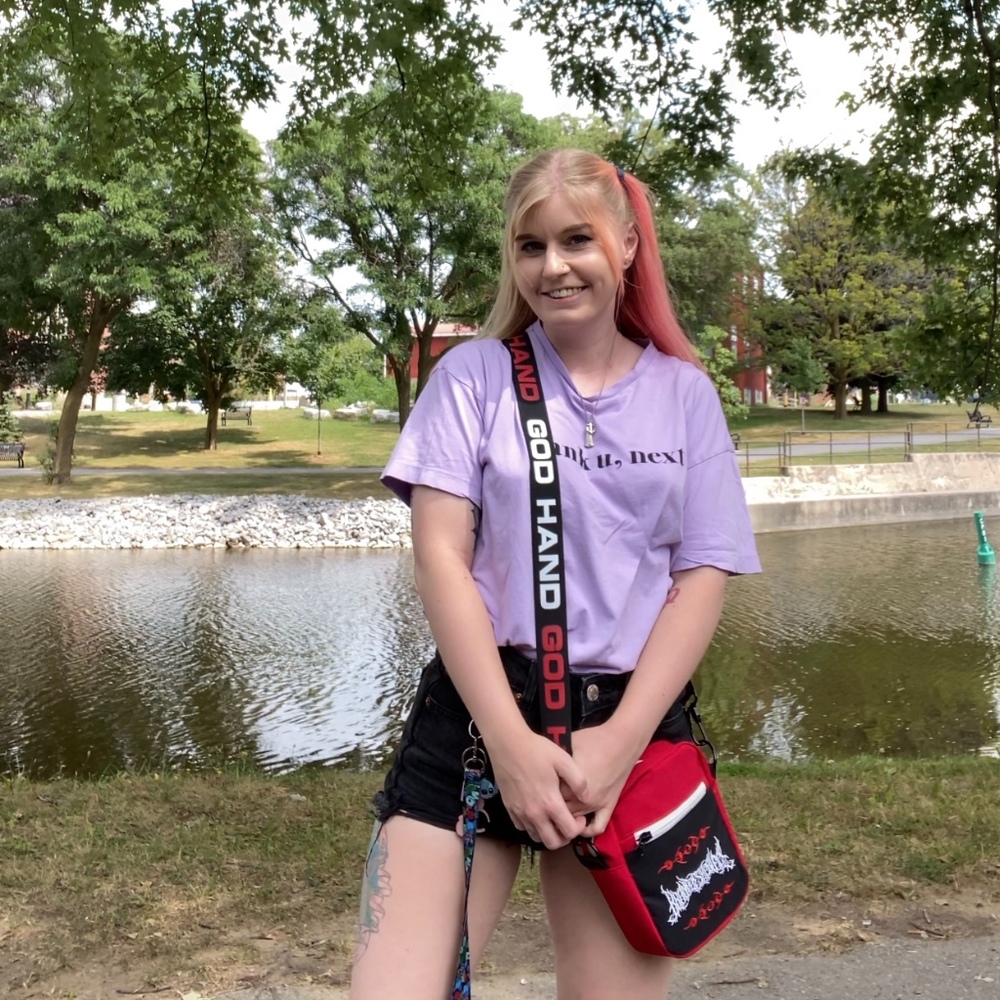 Meet your Posher, Melissa